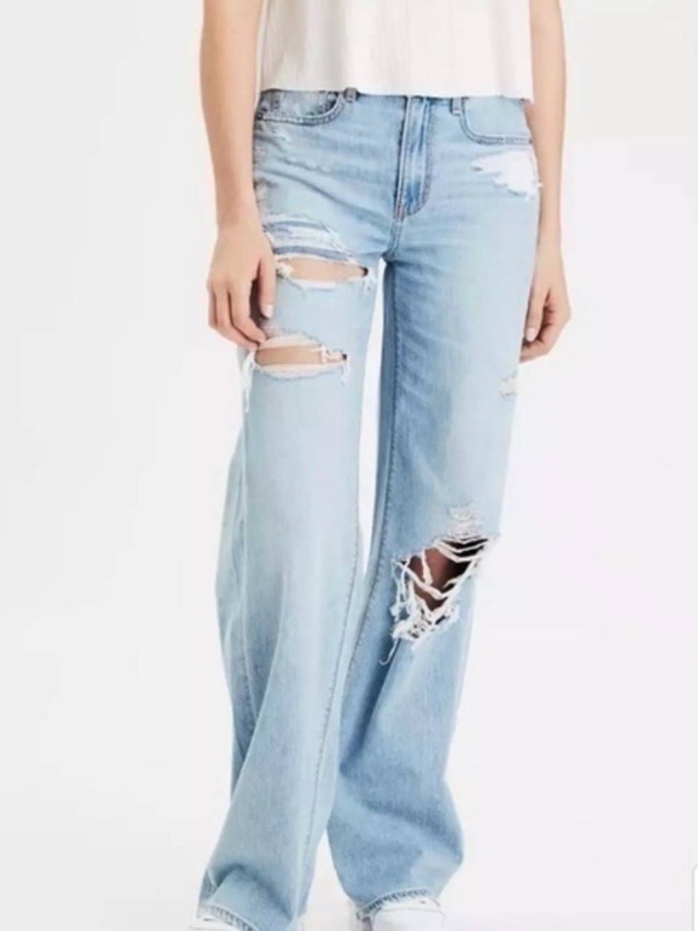 American Eagle Skater Jeans - Wide Leg Distressed Light Wash